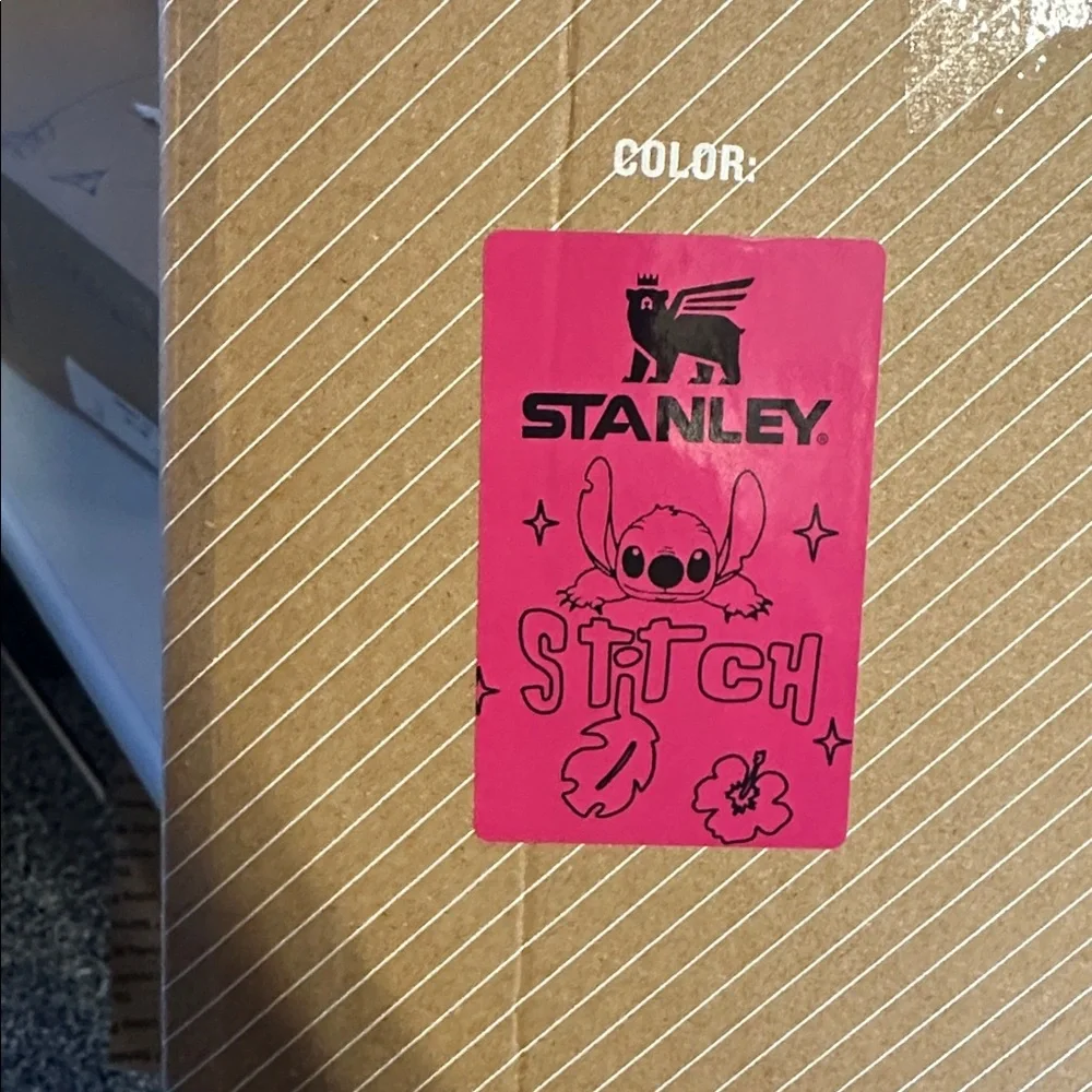 Stitch Stanley 40 oz cups - Picture 5 of 5